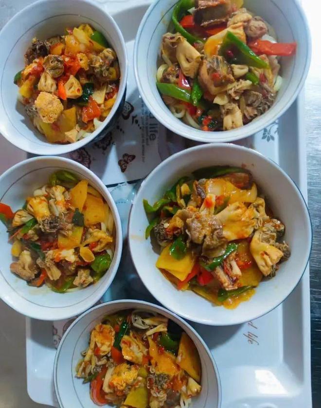 都没吃过的美食;巴楚蘑菇拌面！pg模拟器试玩99%的新疆人(图8)