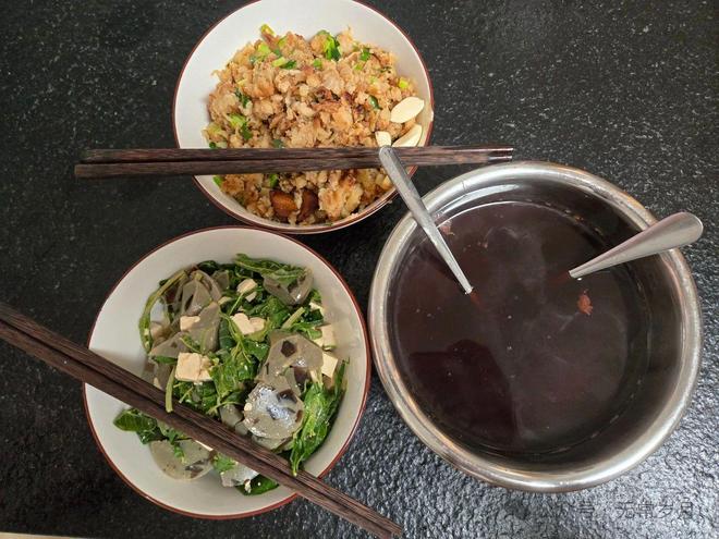 堂」29 香椿里的烟火pg电子中国「深夜食